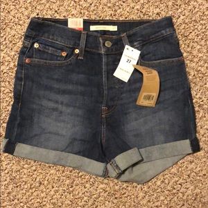 Levi Highrise Jean Shorts